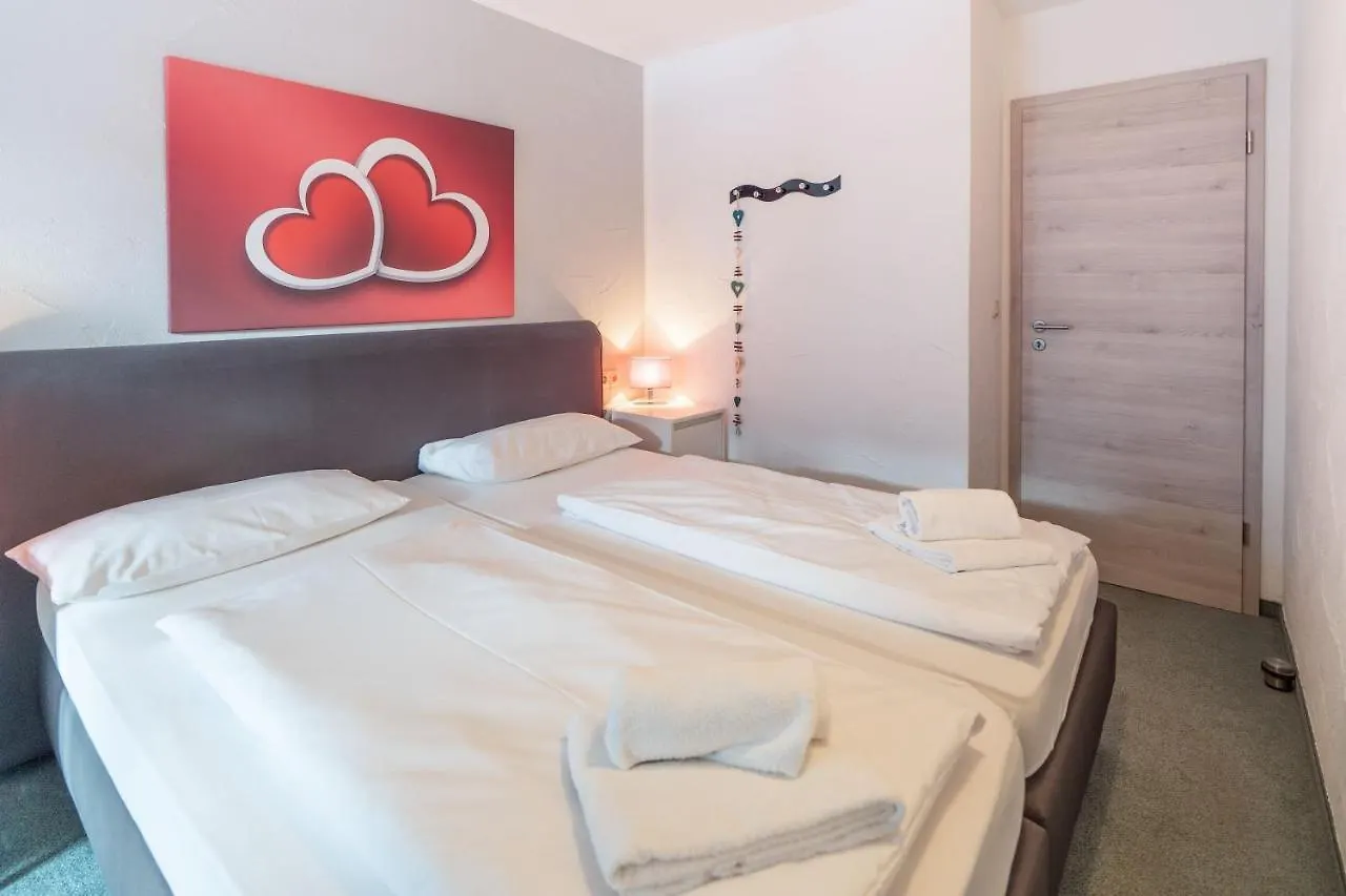 Almliebe Apartment Bad Hindelang 0*,